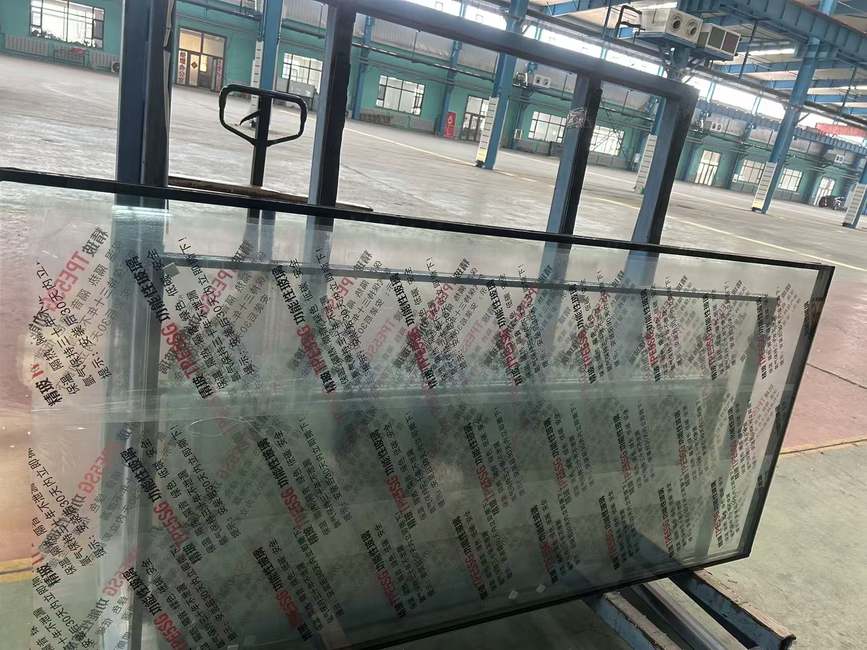 新乡市玻璃源头工厂钢化玻璃 - 价格